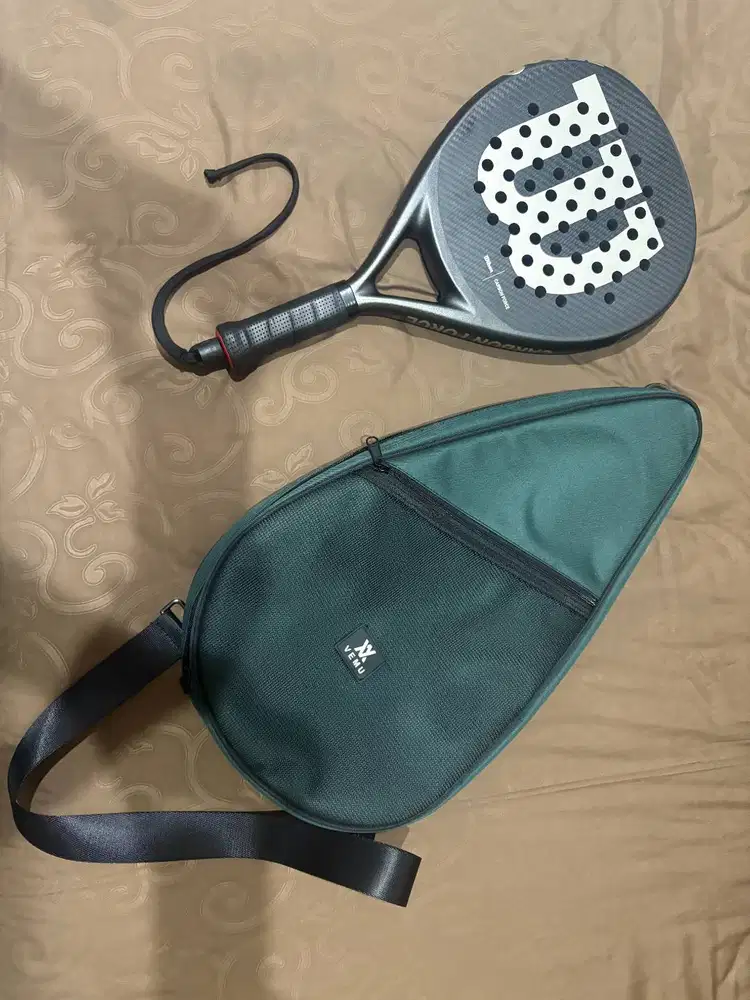Wilson Original Carbon Force LT Padel Racket. FREE PADEL RACKET BAG.