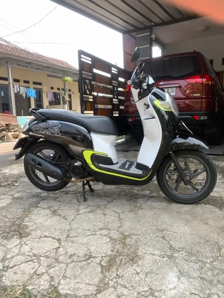 Scoopy 2017 akhir