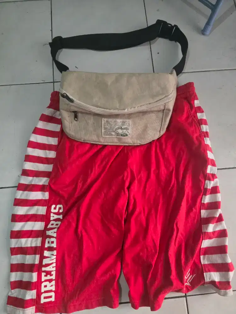 jual sepaket celana pendek dan weisbag