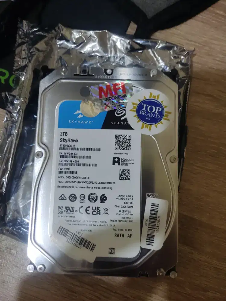 New/Baru Harddisk Seagate Skyhawk 2TB MFI for CCTV/ PC