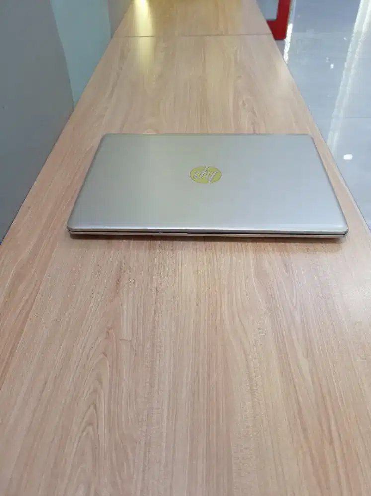 LAPTOP HP MULUS SLIM KEYBOARD NYALA NORMAL SIAP PAKAI WINDOWS 10