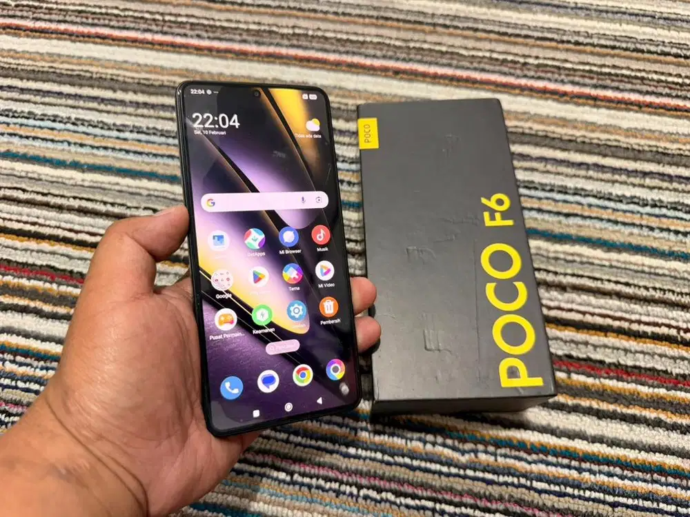 Poco F6 8/256gb