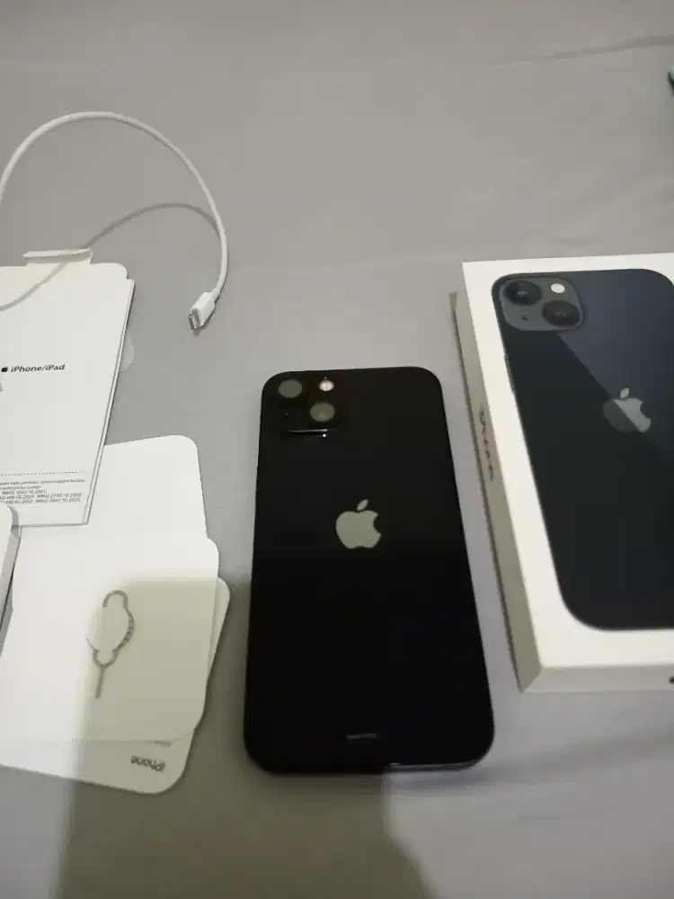 Iphone 13 128 Gb  Midnight Blue resmi erafone
