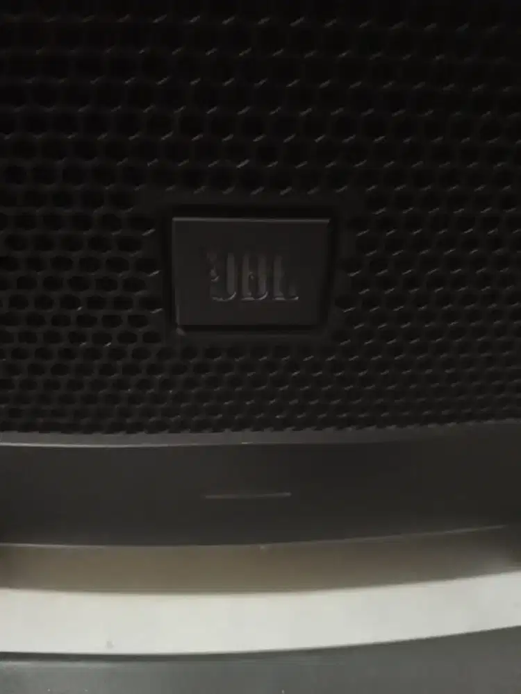 Subwoffer JBL eon618s original