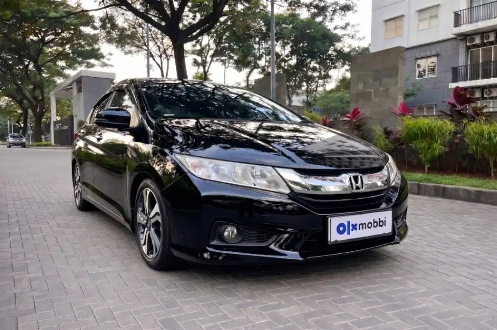 DP 5% Honda City 1.5 E Bensin-AT 2015 CADJD