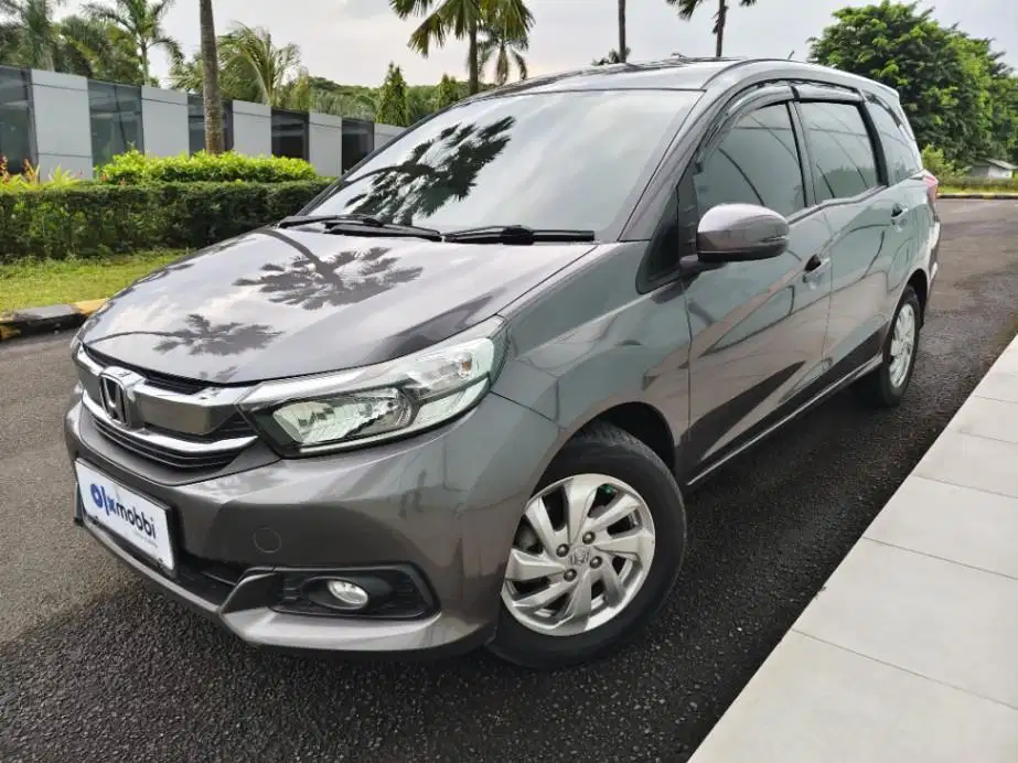 DP Murah Honda Mobilio  1.5 E Bensin-AT 2017 Abu