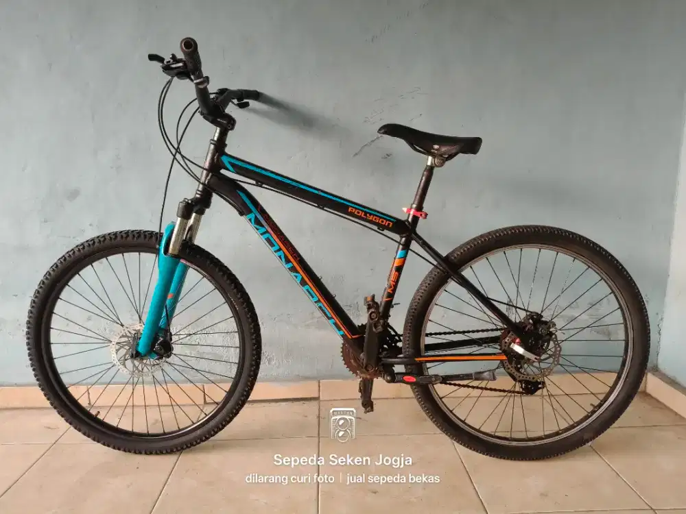 Sepeda gunung MTB Polygon Monarch 5 Alloy UK 26 Upgrade