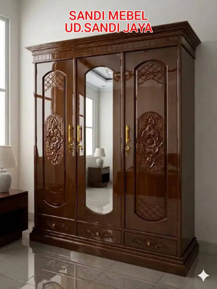 Almari pakaian pintu 3 ukir,bawah laci