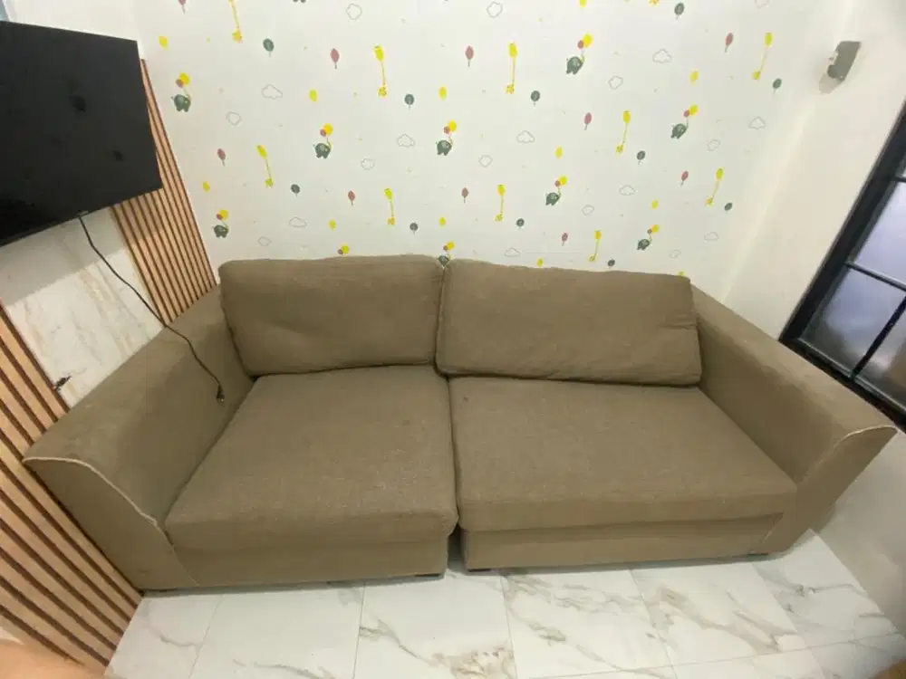 SOFA 3 SEATER MINIMALIS 2,5 METER - KONDISI MASIH BAGUS