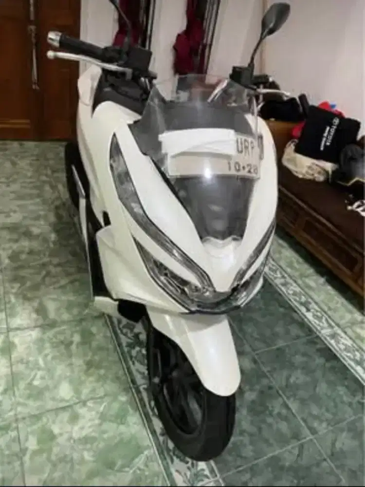Dijual Honda Pcx 2018 tipe Abs Depok