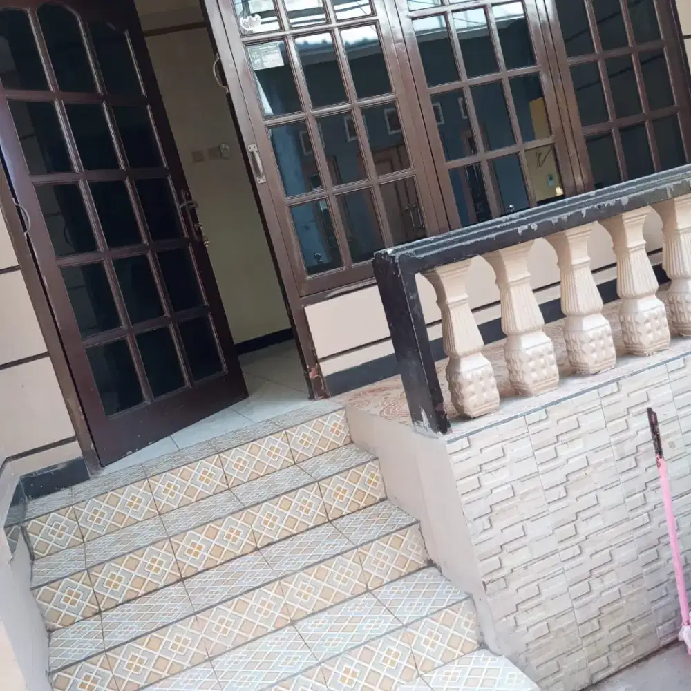Dikontrakan Rumah 2 labtai