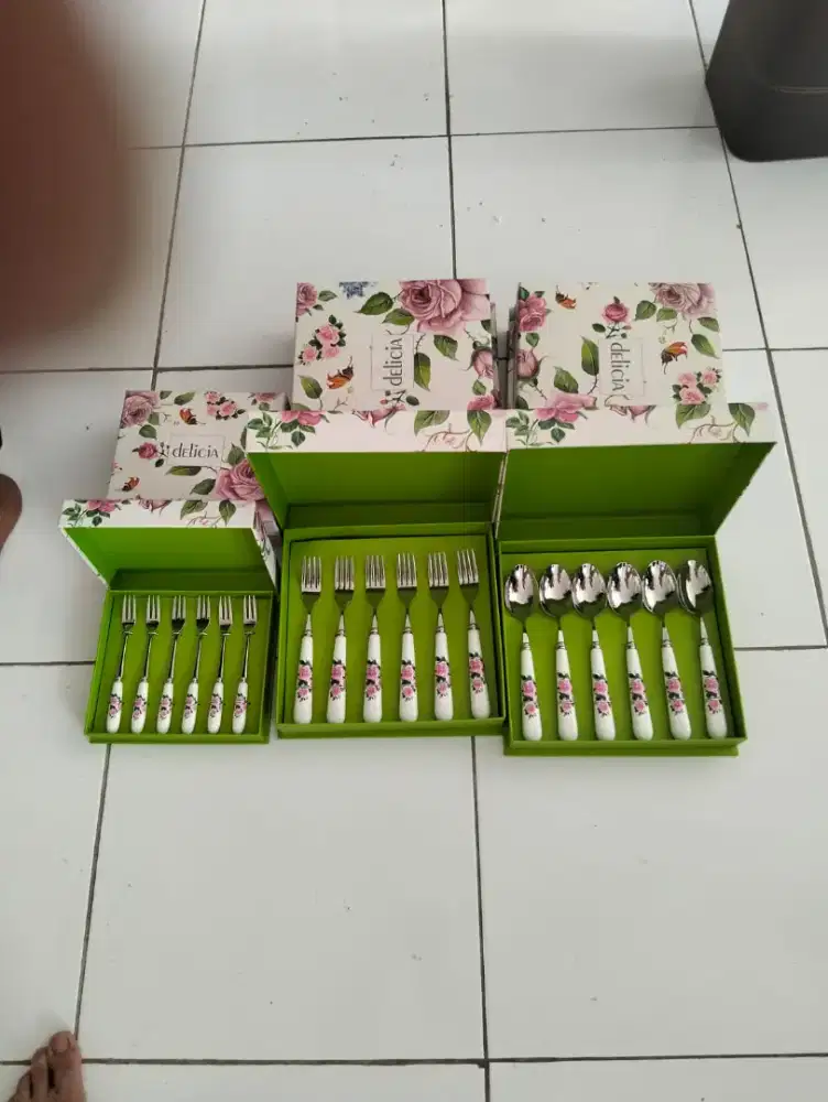 Set Sendok Garpu Keramik Mewah Delicia Original - Isi 3 Box