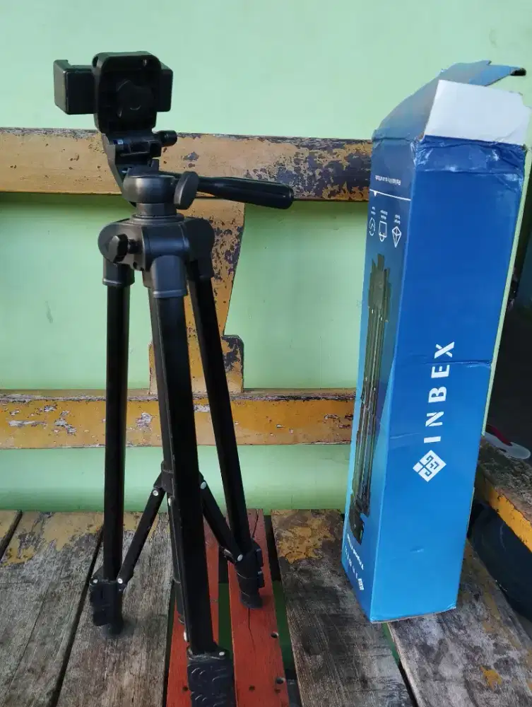 Tripod Inbex +bonus ring lighting