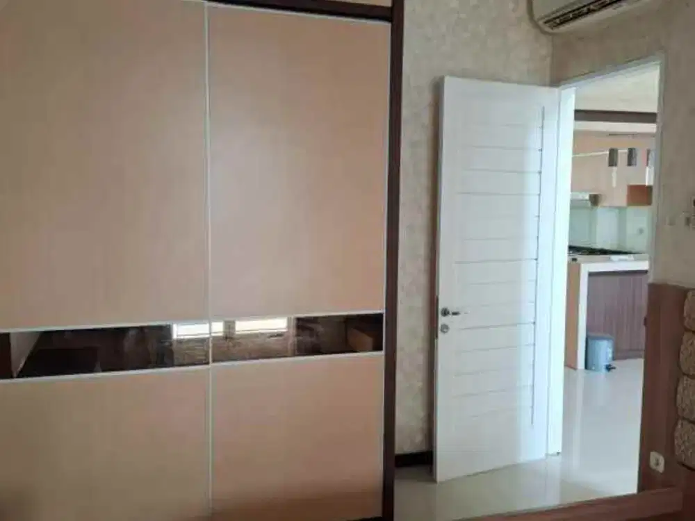 Ingin Cepat Terjual.....Rumah Pantai Mentari, Pakuwon City, Kenjeran, Ada Garasi