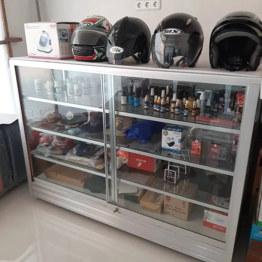 DIOBRAL BORONGAN 2 ETALASE KACA