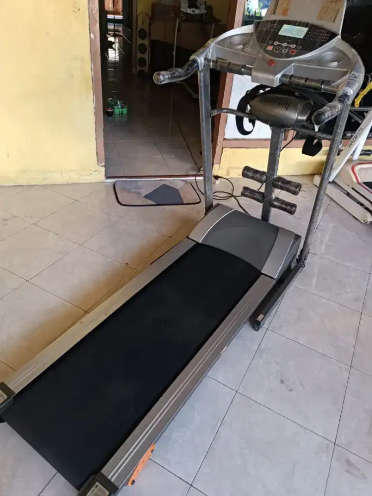 Promo treadmil eletrik jumbo 3fungsi kuat bb 140kg
