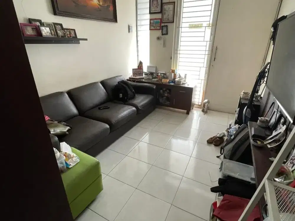 Rumah 3 Kamar TKI V Taman Kopo Indah 5 Sommerville