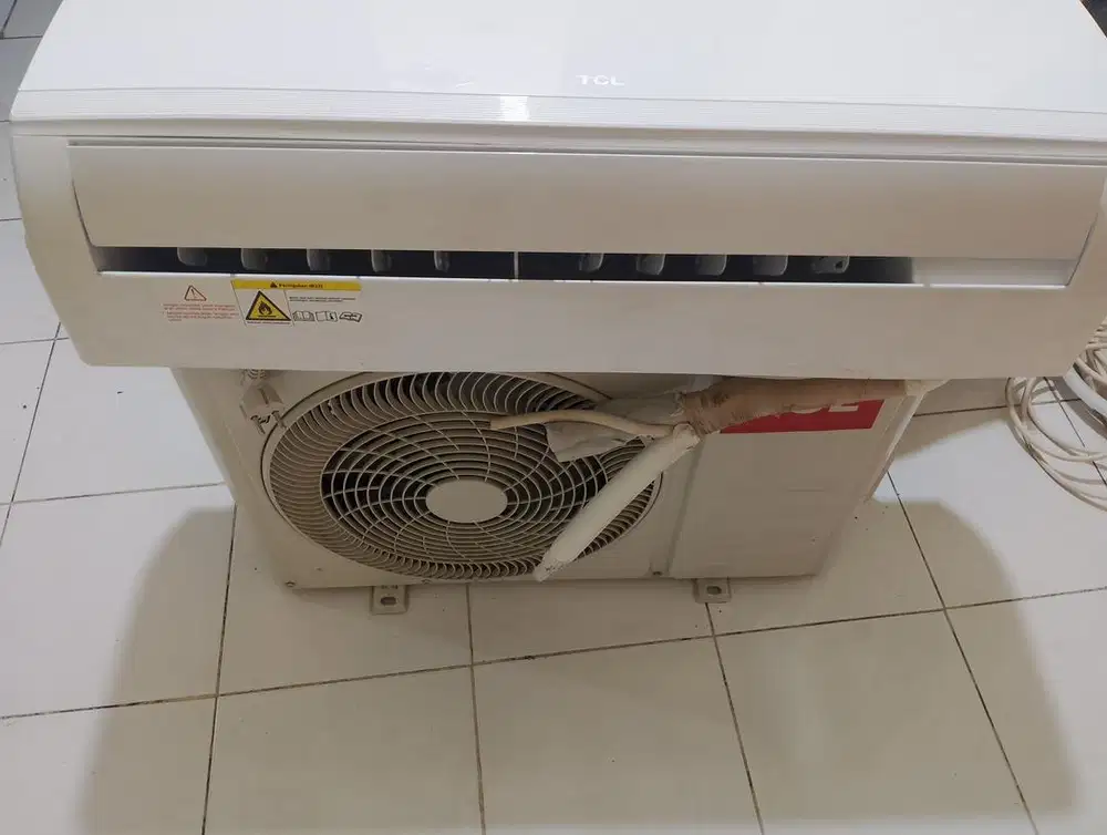 AC TCL 1,5 PK Bergaransi