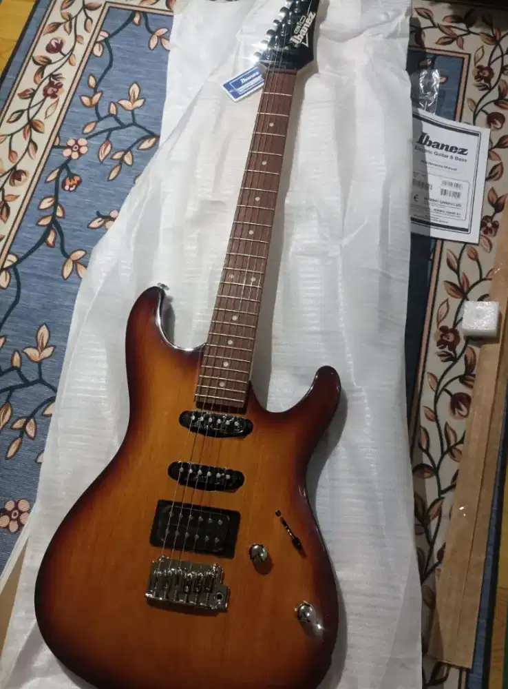 Gitar Ibanez GSA60 Valeton GP50