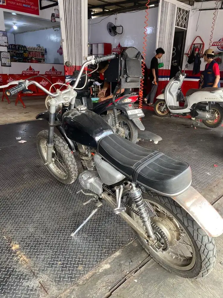 Custom Scrambler GL up Tiger 200