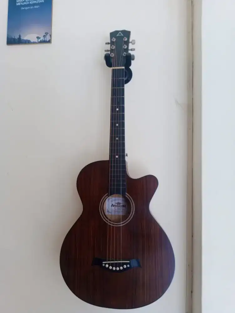 GITAR DAN KAJON 1,200,000