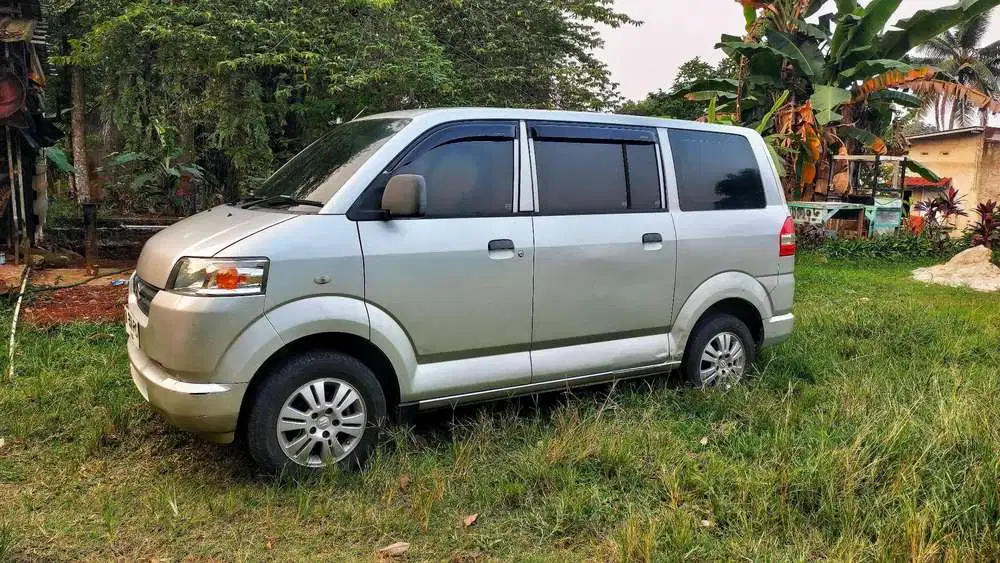 Suzuki APV 2011 Bensin