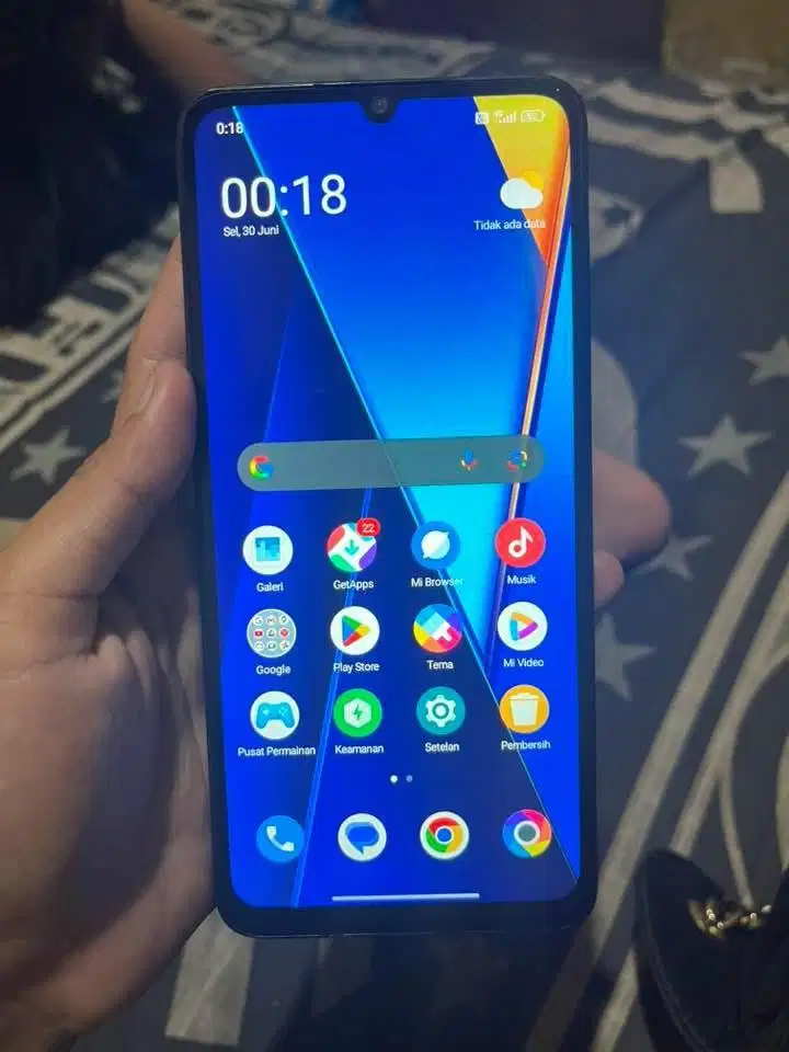 poco c65 NFC ram 8/256 no minus batangan udh ada sofcase tinggal pake