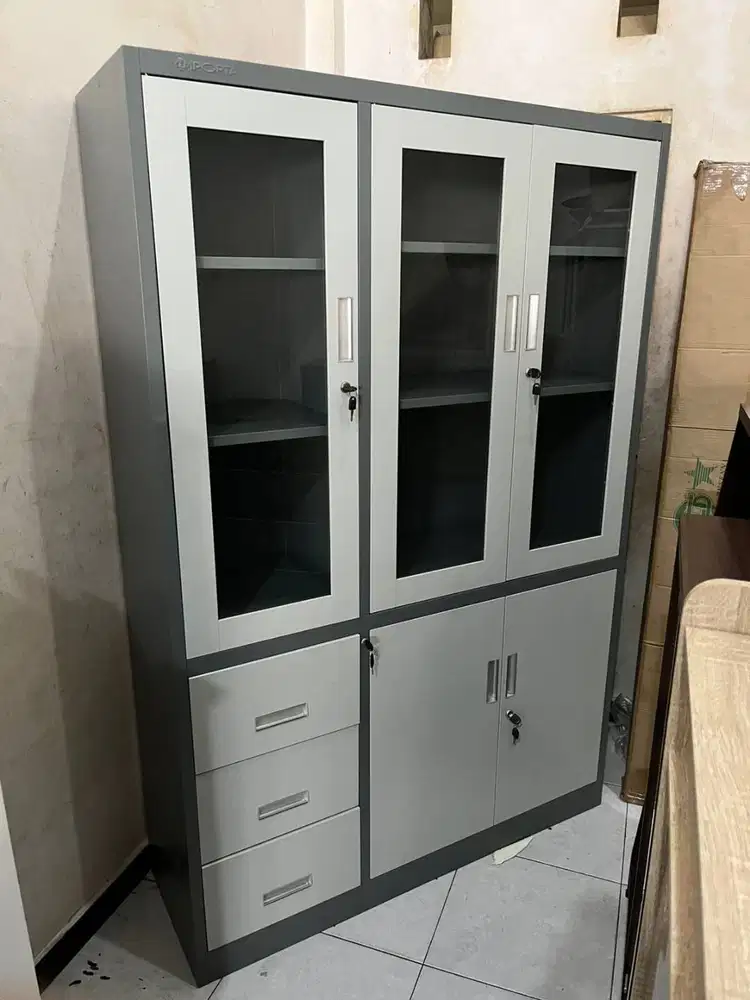 READY LEMARI BESI ARSIP 3 PINTU