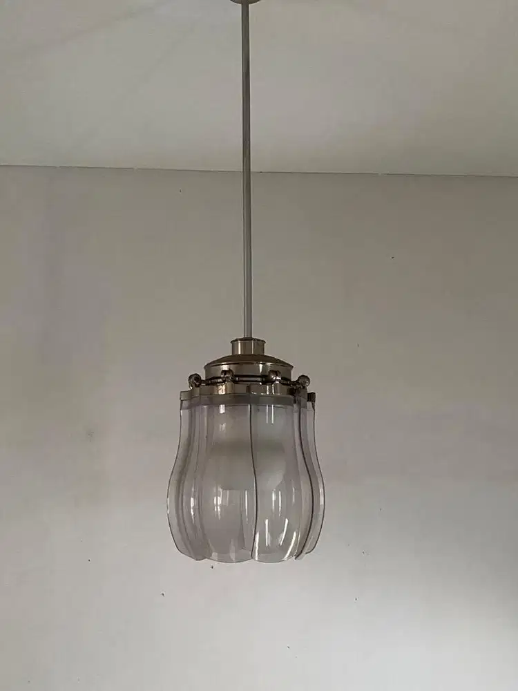 Kipas angin lampu MT Edma