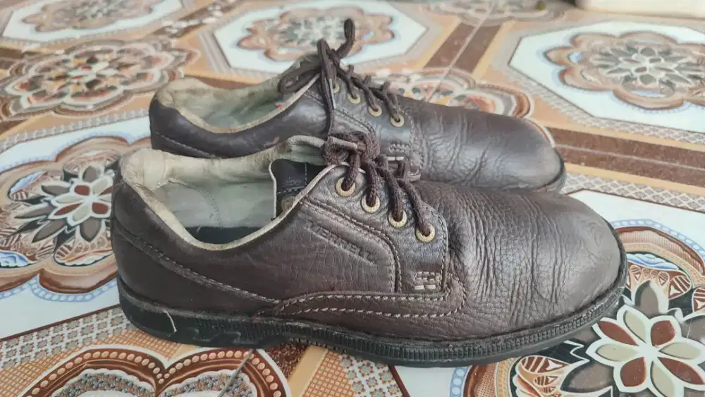 Sepatu kulit marrelll original 42