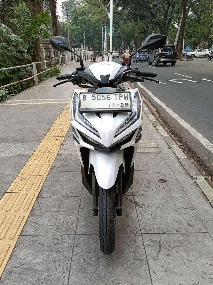 DP MINIM 2.500 CASH KREDIT NEW HONDA VARIO 125 KEYLESS THN 2023 PJK ON
