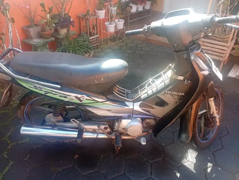 suprax 2002 ab sleman