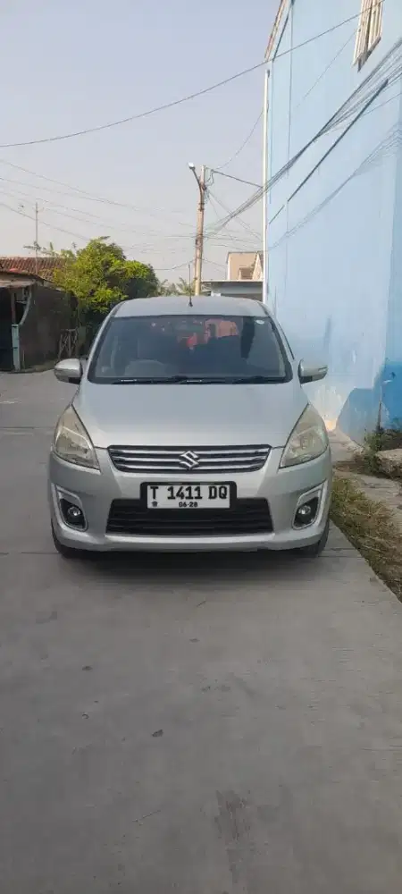jual Butuh Suzuki ertiga GL mt 2013