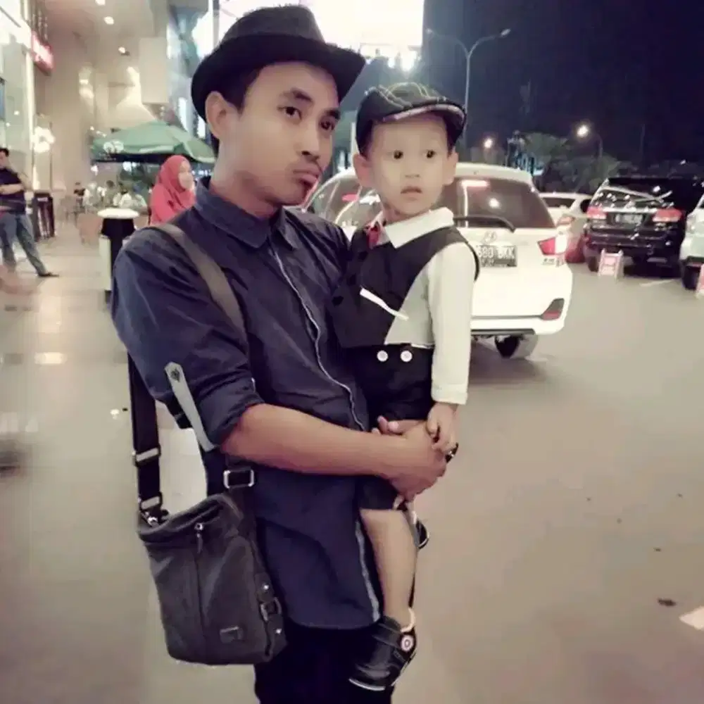 Driver pribadi & box memiliki SIM B1 polos