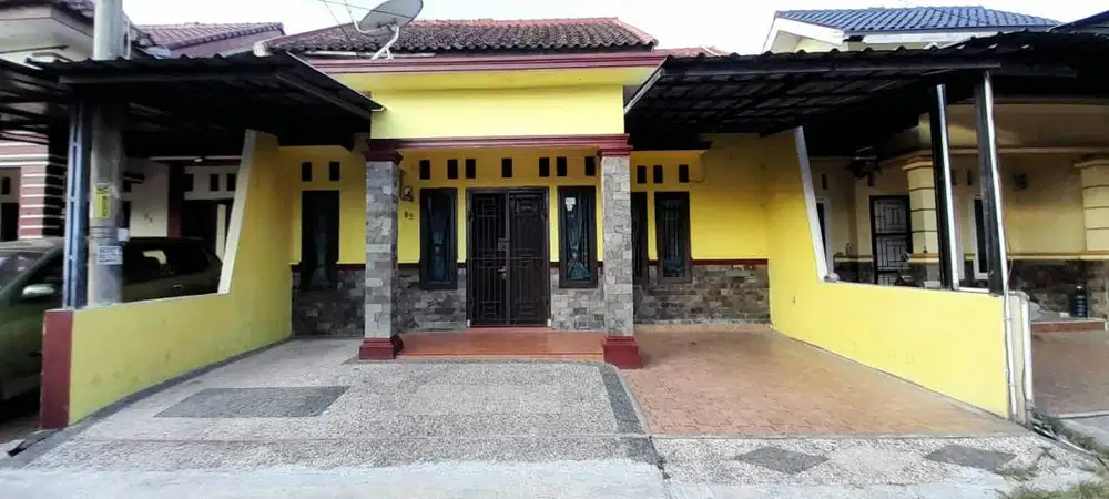 Rumah di jual atau di sewakan