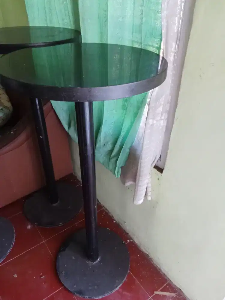 Meja marmer bulat coffee time