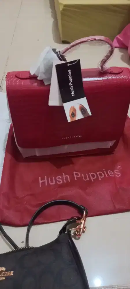 Tas hush puppies pink baru