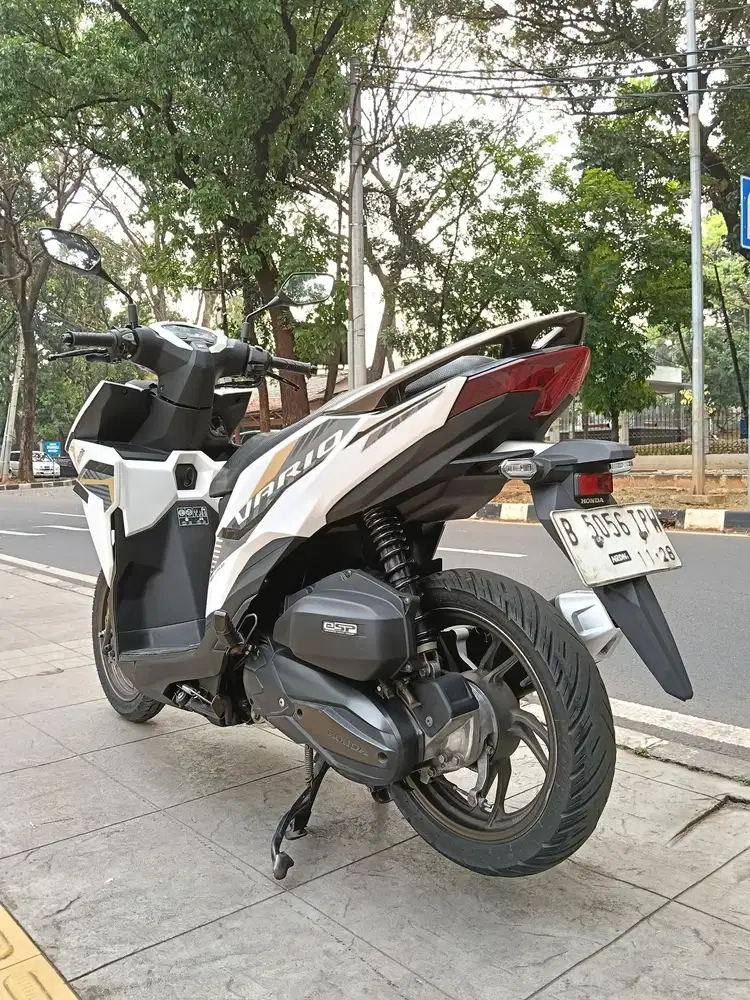 DP MINIM 2.500 CASH KREDIT NEW HONDA VARIO 125 KEYLESS THN 2023 PJK ON