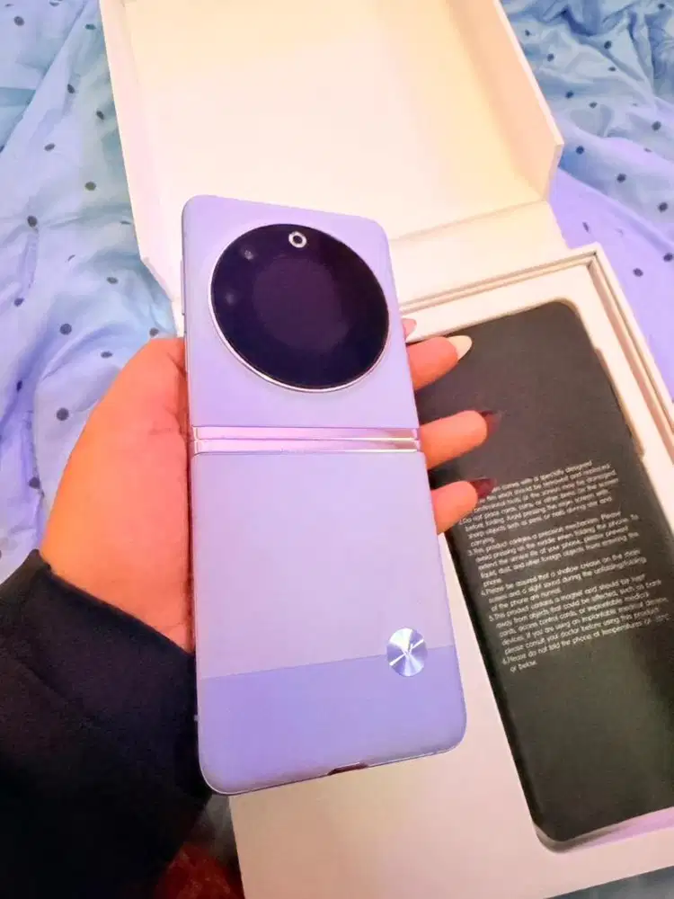 Tecno Phantom V Flip 5G 8/256GB