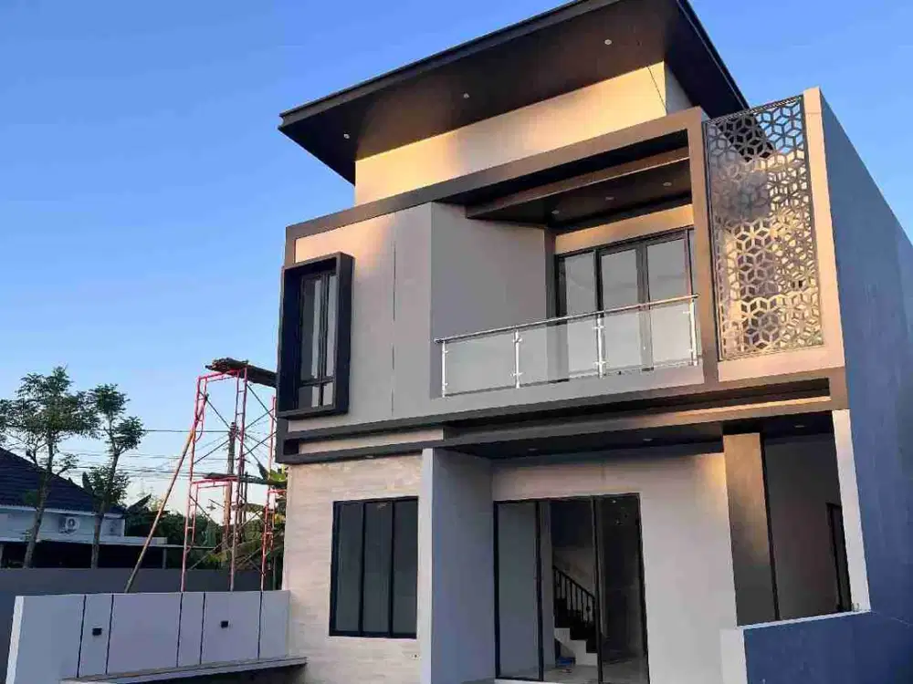 Rumah 2 Lantai Model Industrial Modern
