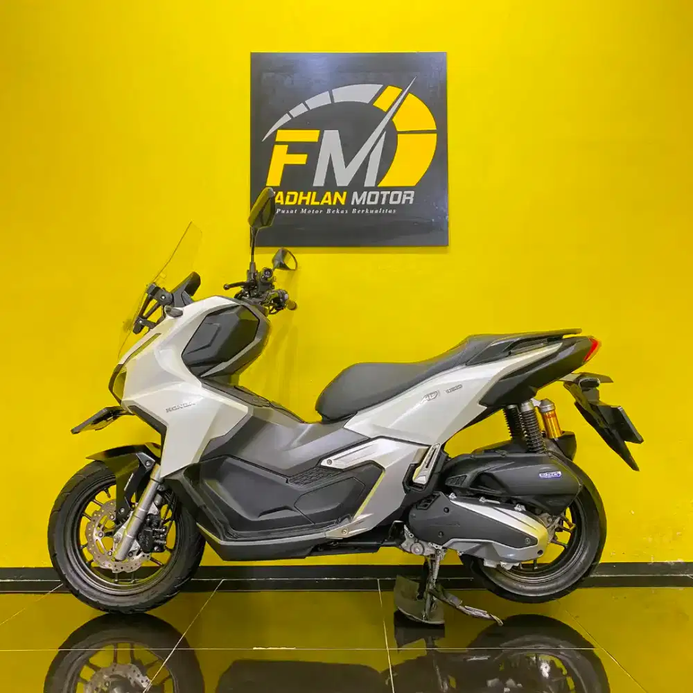 Honda ADV 160 Tahun 2023 DP Ringan Angsuran Terjangkau