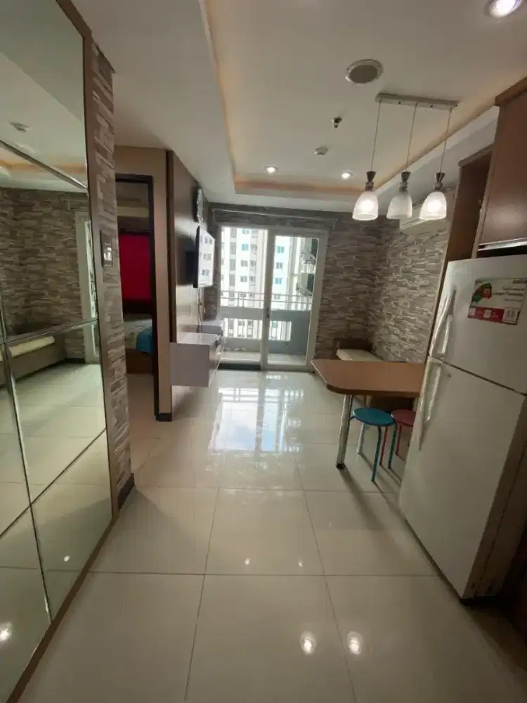 Sewa apartemen skyterace tahunan