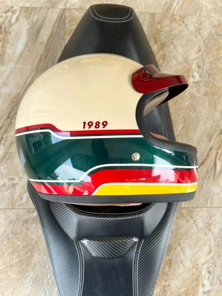 Helm classic erigo carglos