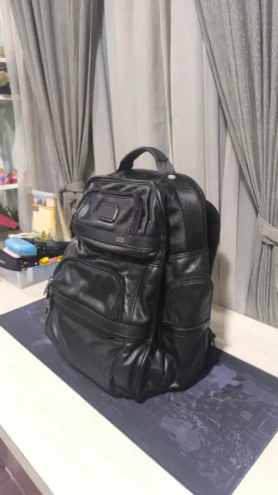 TUMI Alpha 3 Leather Briefpack