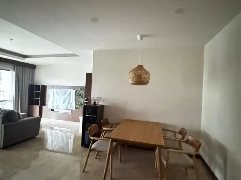 Y. DIJUAL APARTEMEN 3BR FURNISH HEGARMANAH RESIDENCE BANDUNG TOWER B JADE