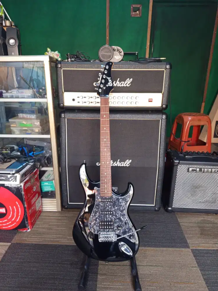 Gitar listrik Cort G110X