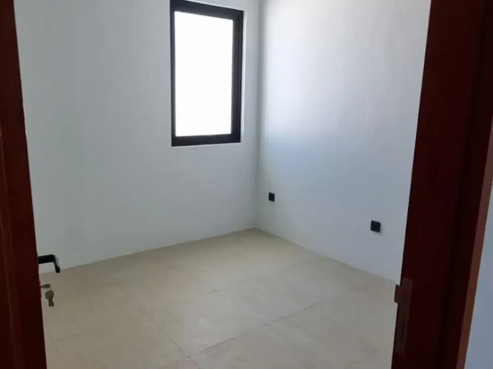 Dijual Rumah Baru 2 Lantai Nyaman Siap Huni Minimalis Lokasi di Taman Kopo Indah 2 Bandung