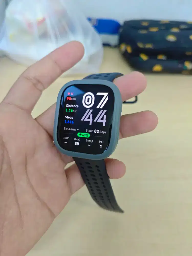 Smartwatch Amazfit Bip 6