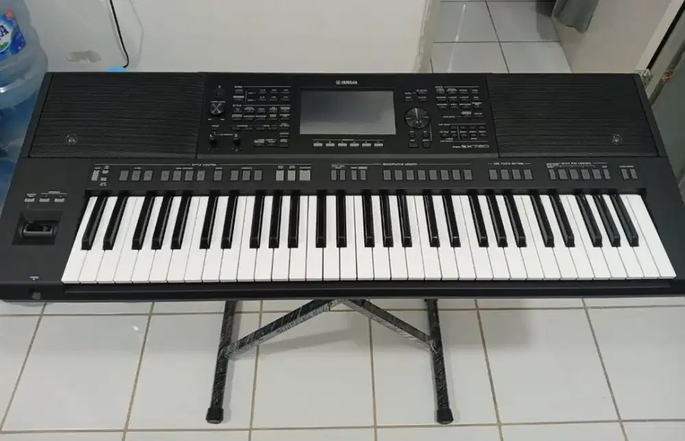 Keyboard PSR SX720