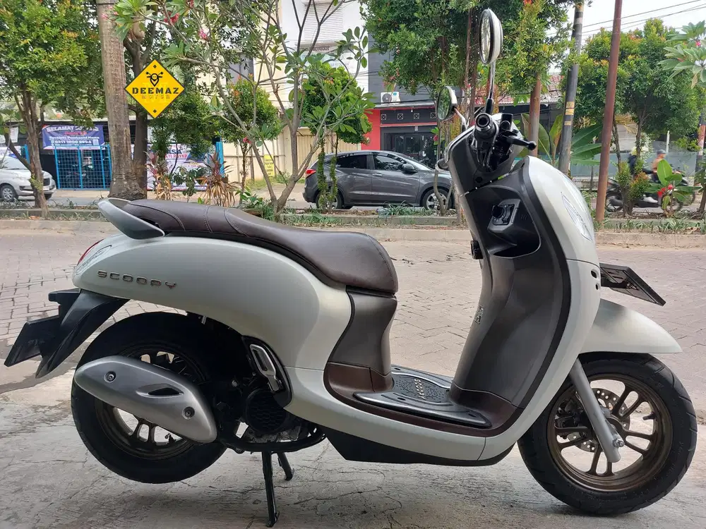 (DP 300 Rb)‼️ Scoopy Prestige Keyless Putih 2024 Cash & Kredit